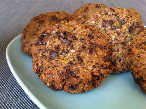 Chocolate pistachio cookies 1