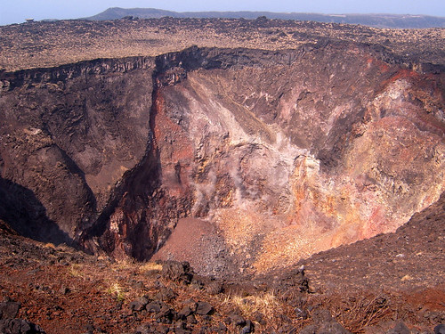 Vulcano crater
