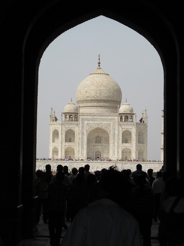 entrance to the Taj Mahal