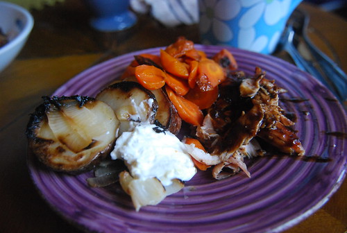 Last Supper @ work: BBQ whole chicken, BBQ potatoes, BBQ carrots