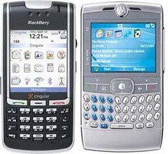 moto-q-vs-rim-blackberry-7130c