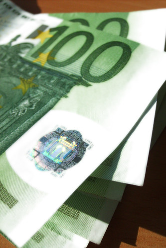 Cash Money - 100 Euro Notes by viZZZual.com