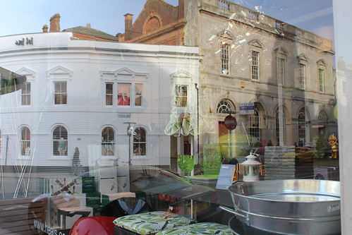  Brighton Ship Street "Heals" window reflection of new"Fat Face"shop 
