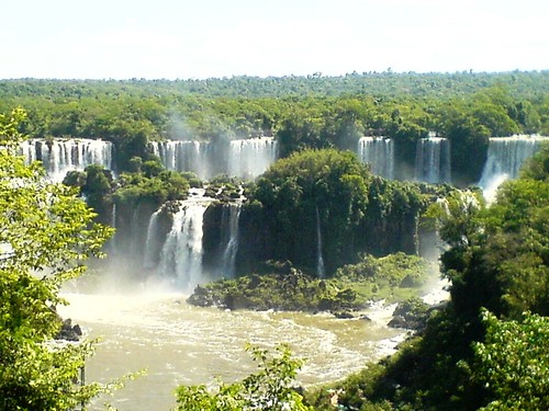 Cataratas del Iguazú por Raul Pesoa.