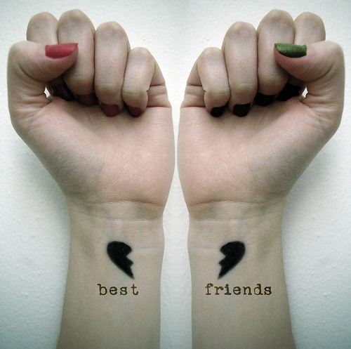 friendship hands pictures. Best Friends Are Never Far