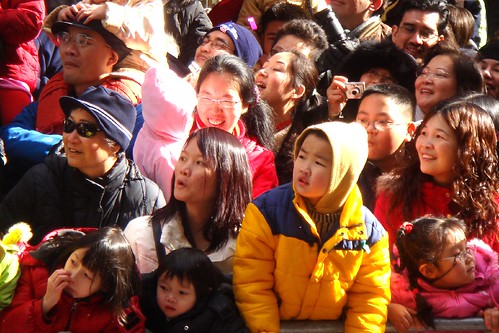 Chinatown;  parade spectators