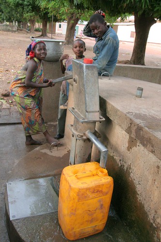 Water pump in Paoua