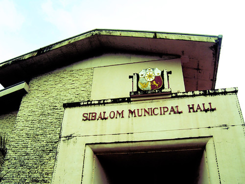 Sibalom, Antique Town Hall