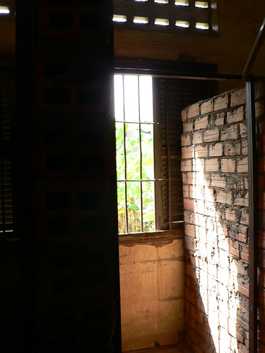 Single cell, Tuol Sleng