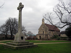 Chapel and Cross in Reading