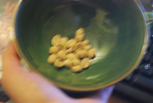 Blurry peanuts