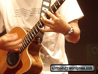 A Yue's guitar