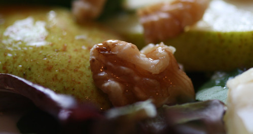 Pear Cheese Walnut Salad 4
