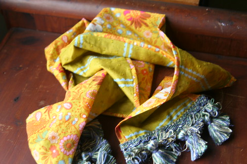 toile scarf