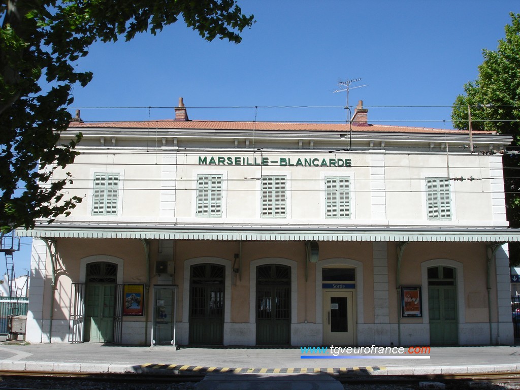 Le bâtiment voyageurs de Marseille-Blancarde situé près du Boulevard Chave