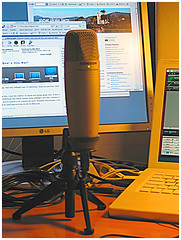 podcast station new mic stand