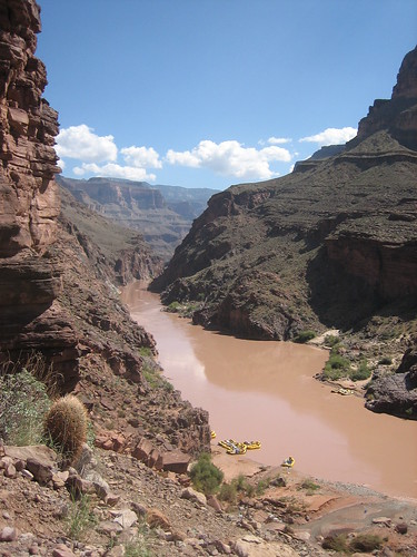 2007-10-02_14_the muddy colorado river