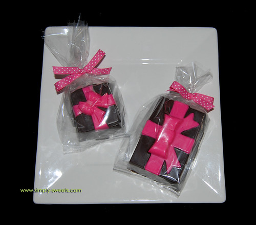 pink package chocolate boxes