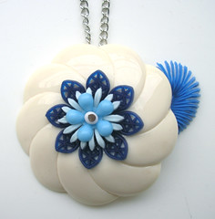 Blue and White Vintage Flowers Necklace