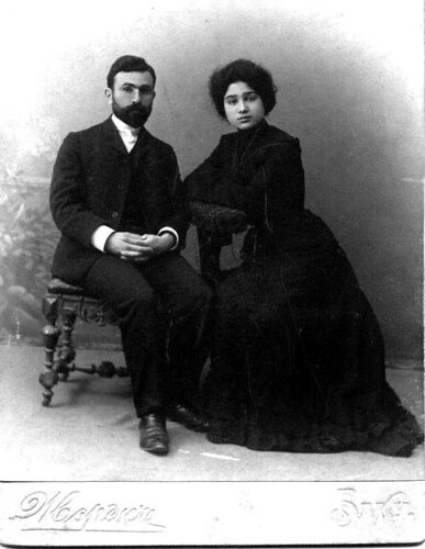 Seropian couple. 1903 ©  Tamara Areshian