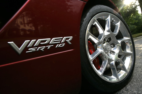 Фото Dodge Viper SRT 10 2008