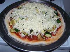 Pizza preparation, with cheese