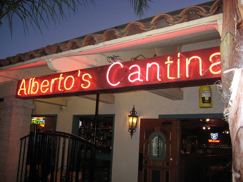 Alberto's Cantina