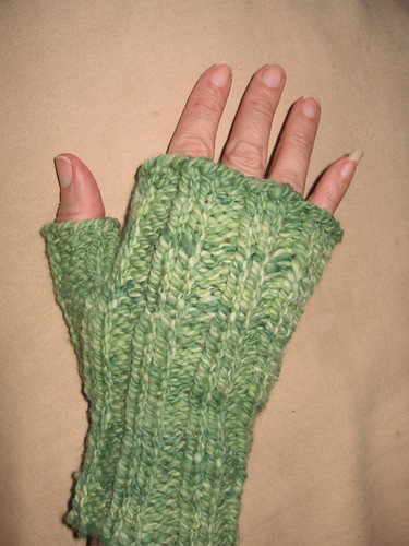 fingerless mittens 1b