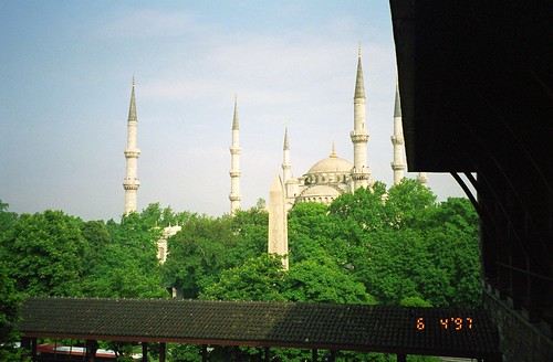 Hippodrome and Blue Mosque ©  upyernoz