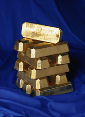 gold cast bar
