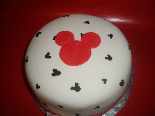Lab Tech Cupcakes · Treasure Chest Cake · Mickey Mouse Cake; ← Oldest photo