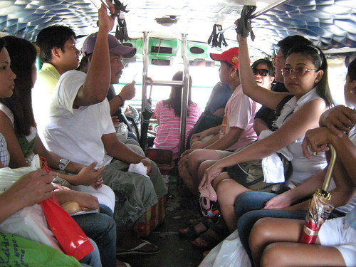 puerto galera jeepney transport commuting rural Pinoy Filipino Pilipino Buhay  people pictures photos life Philippinen  菲律宾  菲律賓  필리핀(공화��) Philippines    
