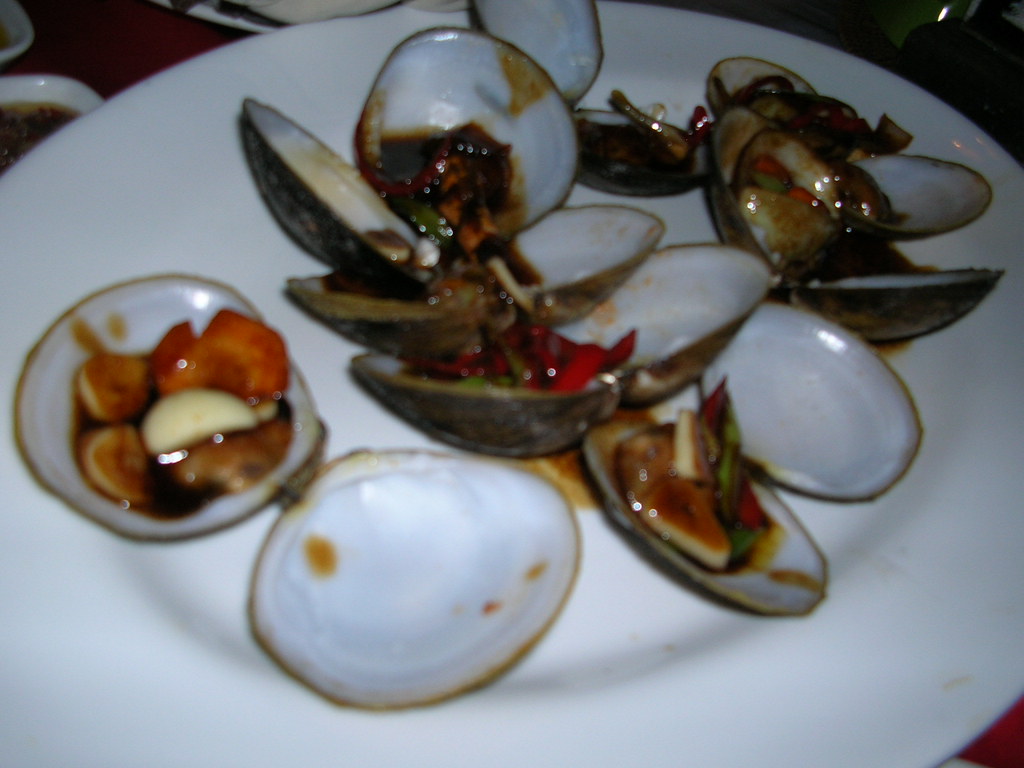 Clams with oyster sauce