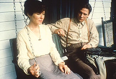 Elma (Mary McDonnell) and Joe (Chris Cooper)