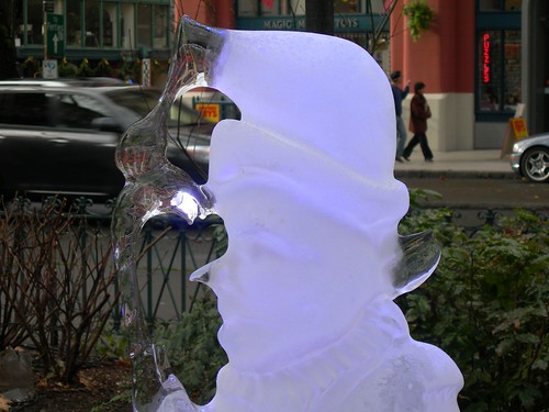 2007-12-15 Pioneer Square Ice Sculpture (3)