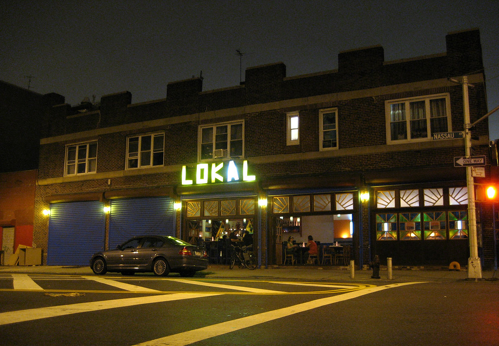 Everything opened at once - Lokal is open