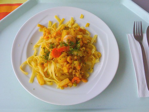 Shrimps-Currynudeln / curry noodles with shrimps