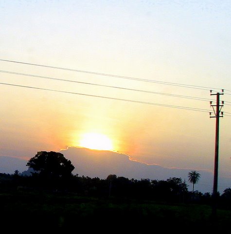 sunset on the road to Tumkur
