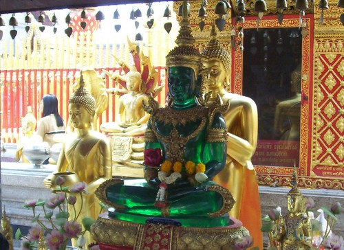 bouddha emeraude