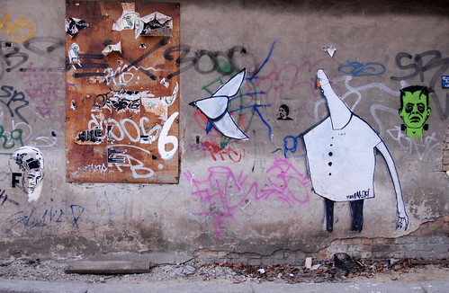 streetart berlin kowalski faile by KWA