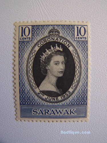 stamps of the queen pictures