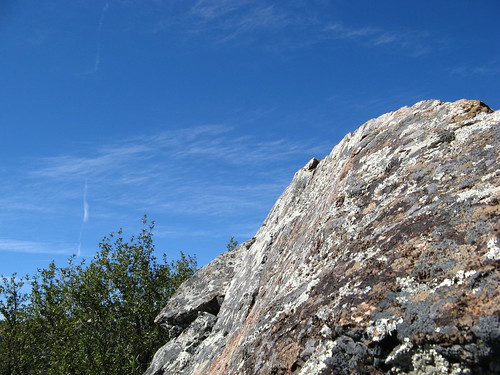 Rock formation near Bass Lake