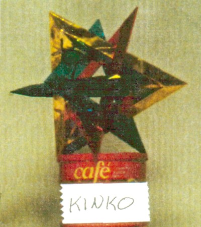Café Kinko Four Hollow Triangles