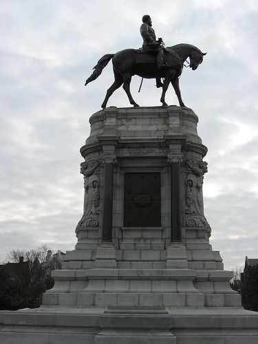 robert e lee statue richmond. Monument Avenue (37) Robert E. Lee statue