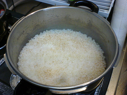 麦ご飯を圧力鍋で炊く