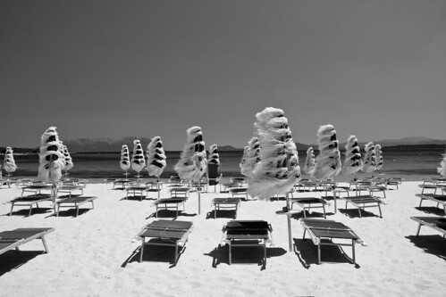 [ the white beach ] by [ changó ]