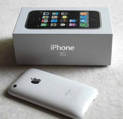 apple white iphone 5. apple iPhone 3G - white by