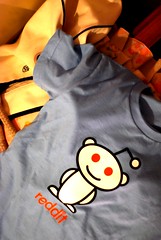 startup schwag #2: reddit shirt!