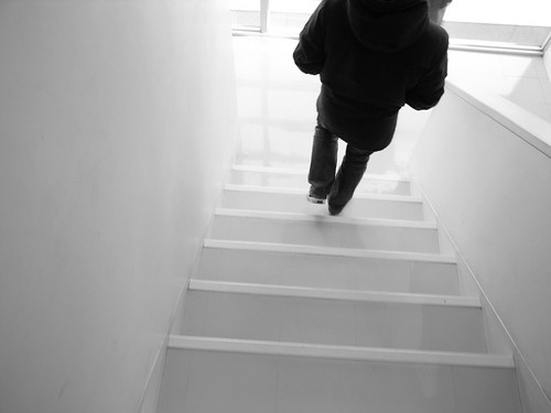 白い階段（white stairs）