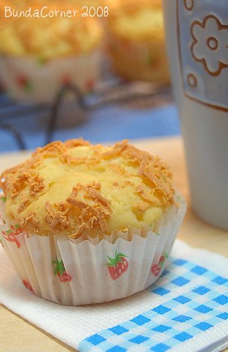 Cheezy Muffin